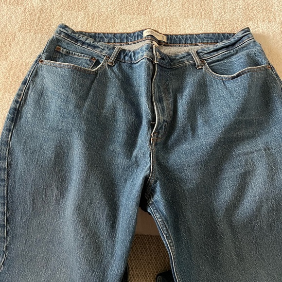 Abercrombie The 90's Relaxed Jean High Rise - Picture 4 of 6